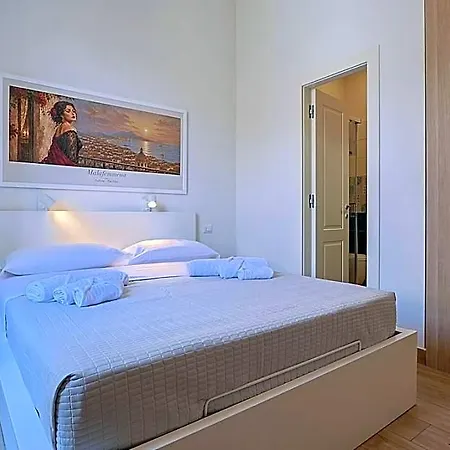 Gallone - The First 4* Неаполь